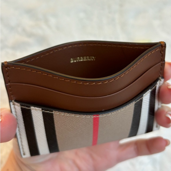 Burberry Card Holder Nova Checker - Picture 2 of 2